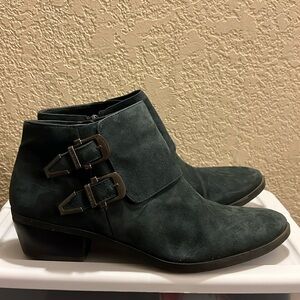 Vince Camuto suede blue booties
